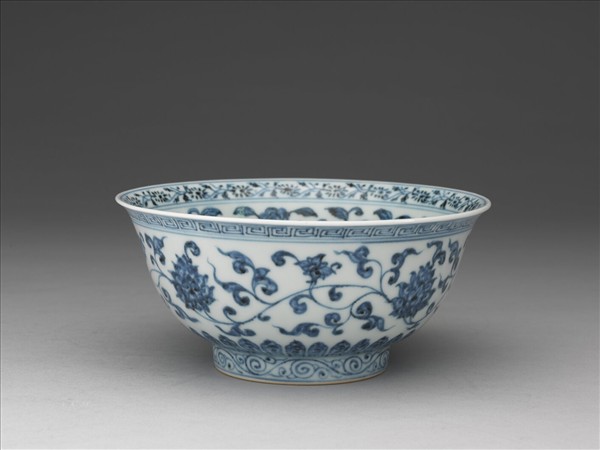 青花四季花卉紋碗