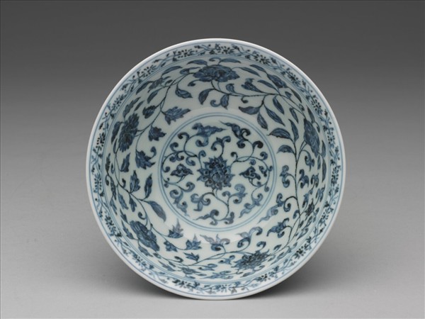 青花四季花卉紋碗