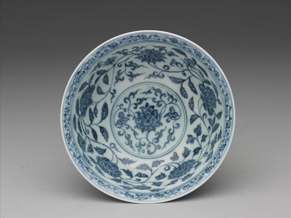 青花四季花卉紋碗