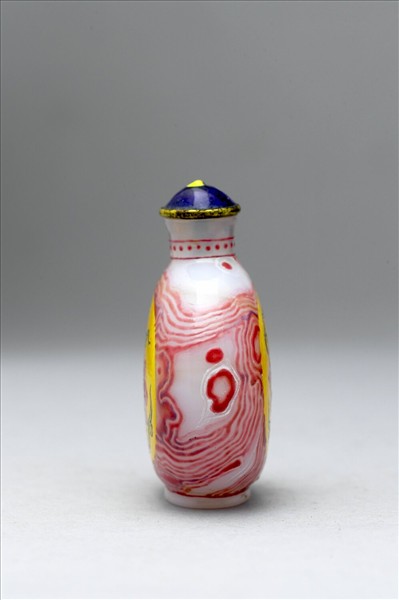 瑪瑙紋玻璃胎畫琺瑯蓮花紋鼻煙壺