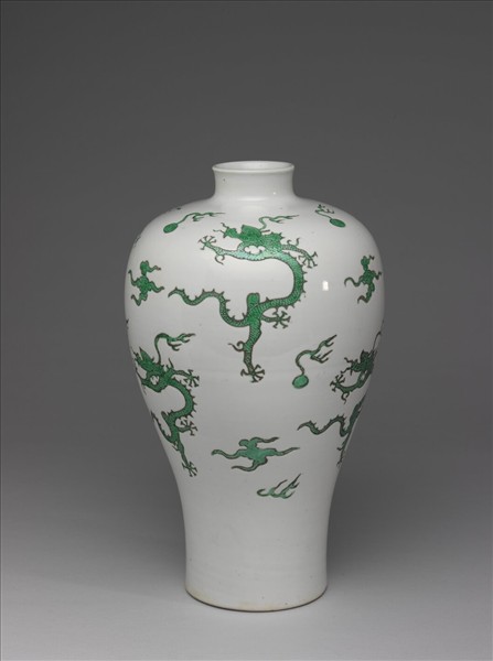 綠彩龍紋梅瓶