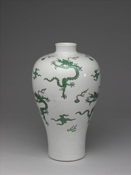 綠彩龍紋梅瓶
