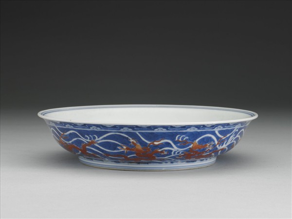 青花紅彩龍紋盤