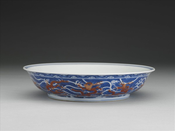 青花紅彩龍紋盤