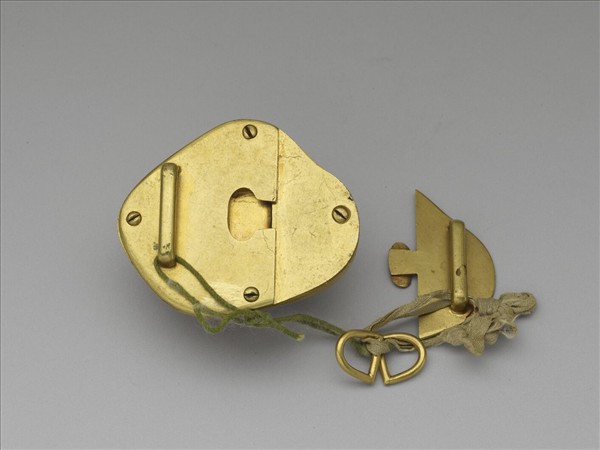 銀鍍金鑲碧璽帶扣