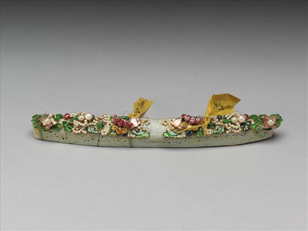 鑲珠翠寶石碧璽帽花