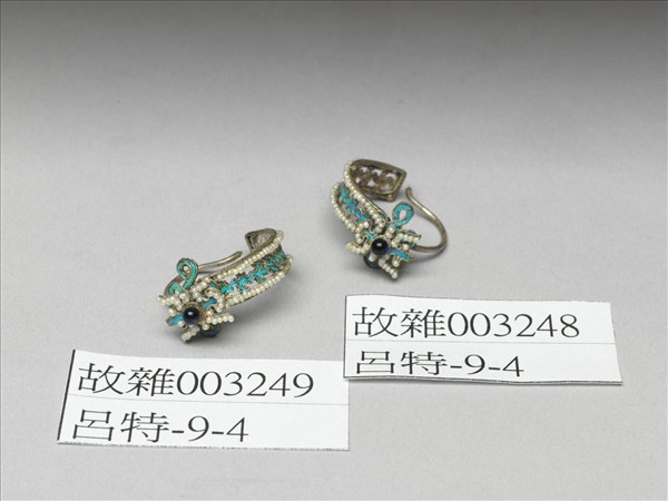 銀點翠嵌珠寶壽字耳環