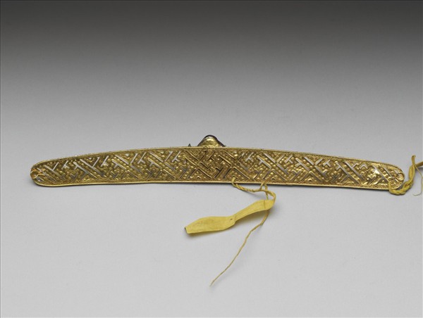 金點翠嵌珠寶緝米珠萬壽鈿花