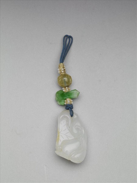 玉墜飾