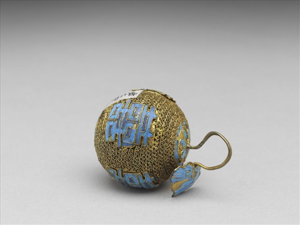 銅鍍金纍絲點翠囍字鈕子