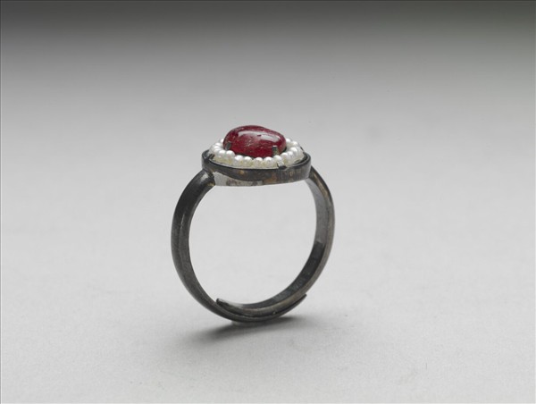 銀鍍金嵌珠寶戒指