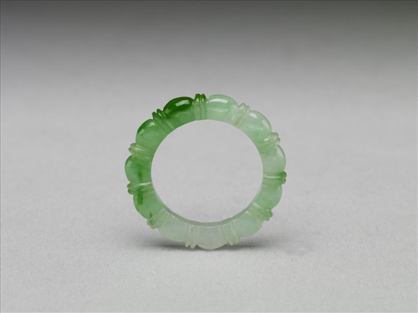 翠玉戒指