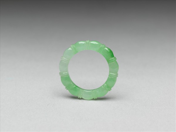 翠玉戒指