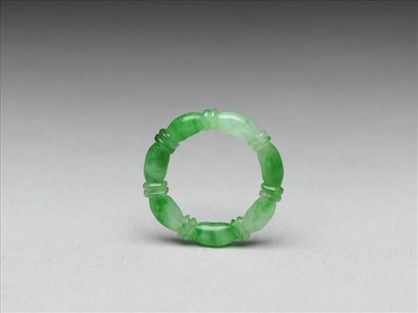 翠玉戒指