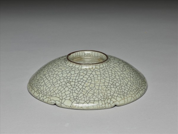 哥窯 青瓷葵口盤