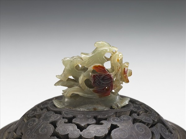 鴛鴦荷葉紋玉頂