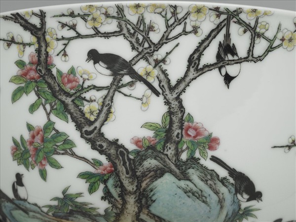 琺瑯彩瓷茶梅十二喜碗