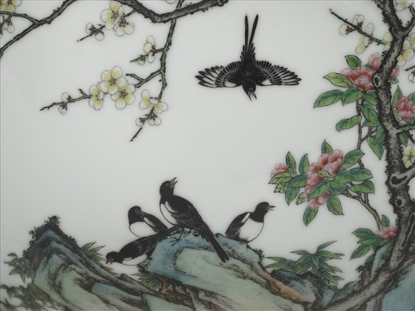 琺瑯彩瓷茶梅十二喜碗