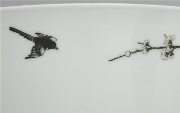 琺瑯彩瓷茶梅十二喜碗