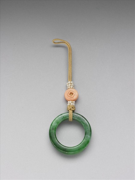 翠玉環佩