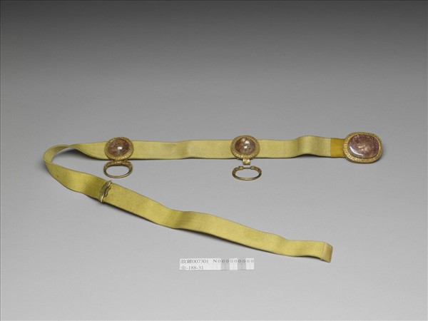 銅鍍金嵌碧璽帶扣涼帶