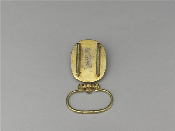 鍍金嵌碧璽帶板