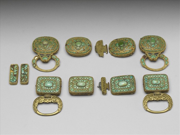 銅鍍金嵌綠松石帶扣與帶板