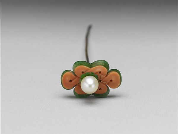 嵌珠翠珊瑚盤長簪