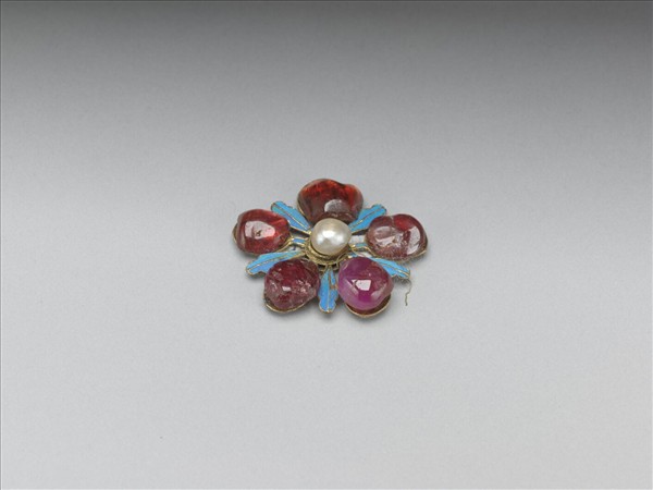 點翠嵌寶石花形飾件
