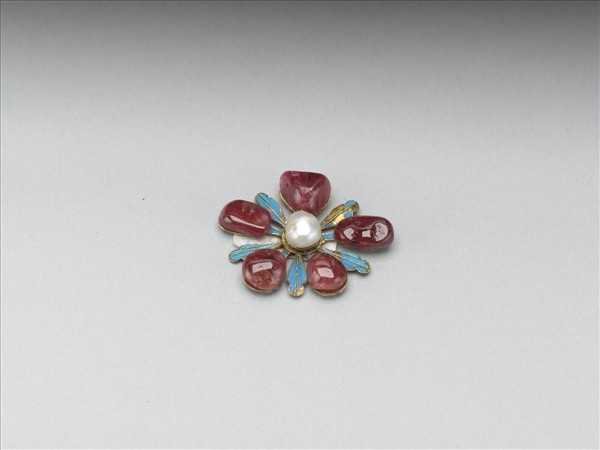 點翠嵌寶石花形飾件