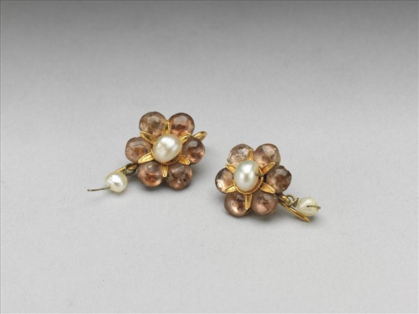 嵌珍珠碧璽耳墜（一對）