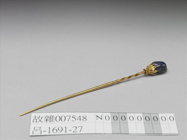 金嵌寶石抱頭蓮簪