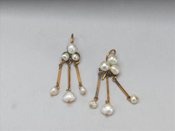 金嵌珍珠耳墜（一對）