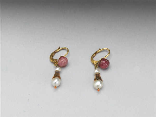 金嵌珍珠碧璽耳墜（一對）