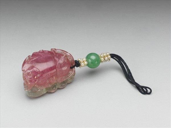 碧璽巧雕瓜蝠珮