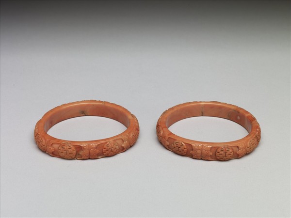 珊瑚鐲（一對）