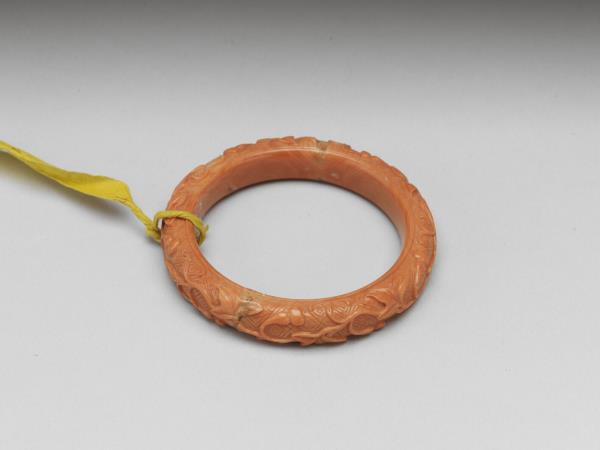 珊瑚子孫萬代鐲