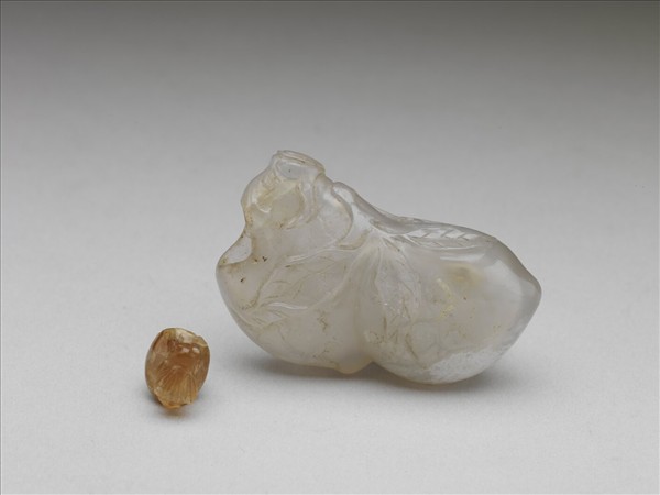 瑪瑙雙桃鼻煙壺