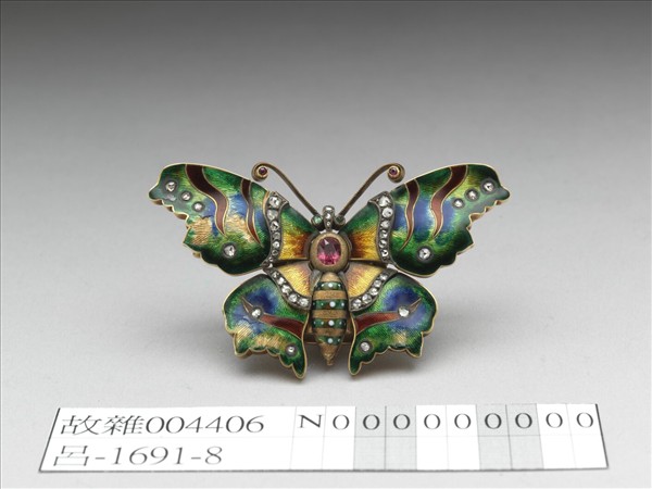 內填琺瑯嵌寶石蝴蝶式胸針錶