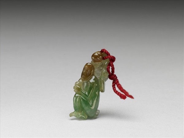 翡翠猴形墜飾
