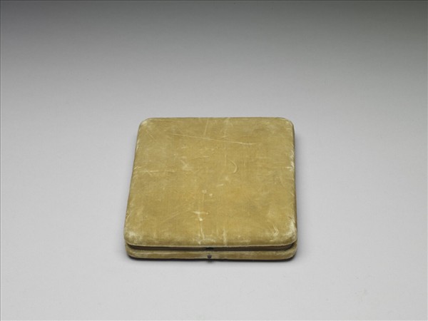 西洋帶鍊鑲鑽眼鏡