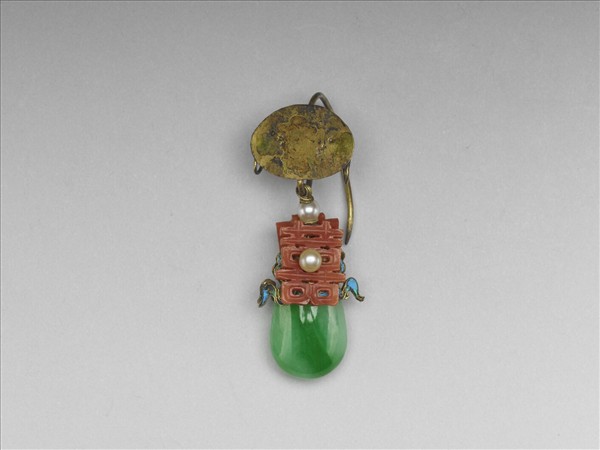 珊瑚喜字嵌珠翠玉耳墜