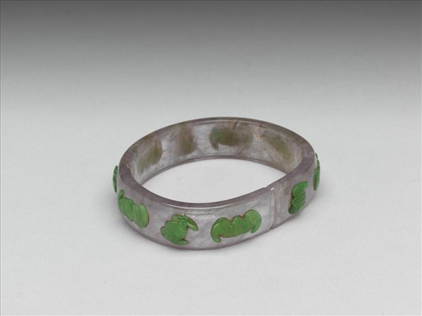 紫瑛鑲綠玉鐲