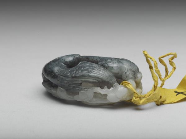 玉雕喜上眉梢墜飾