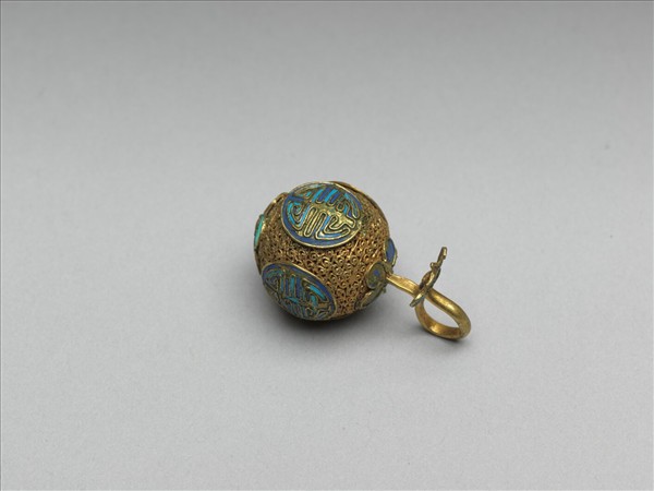 銅鍍金纍絲點翠團壽鈕子