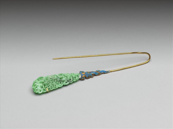 金嵌翠玉囍字針