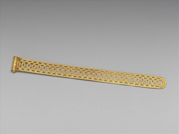 金鏤空連環紋扁方