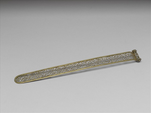 金纍絲冰梅紋扁方