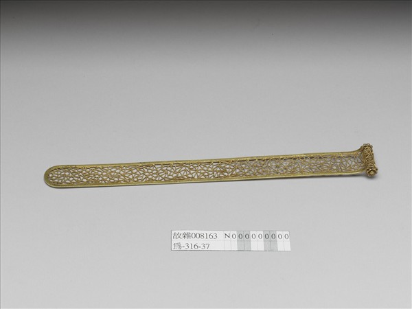 金纍絲冰梅紋扁方