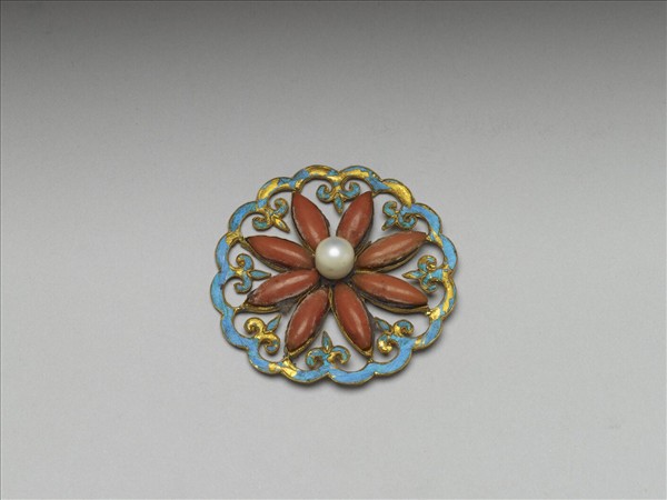 金鑲珊瑚菱花面簪